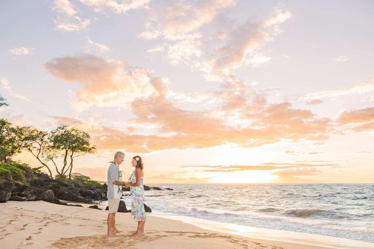 Sunset Maui couples portraits