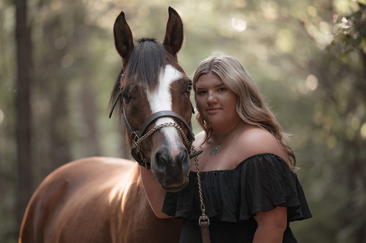 Golden hour equestrian portrait edited with Mellow Light preset – soft glow, warm neutral tones, and serene storytelling for outdoor lifestyle photography.