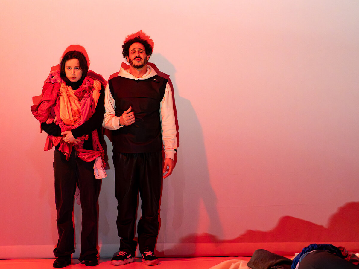 NOUS NOUS REPOSERONS Cie Les Filles de Mai_2190038-3-Enhanced-NR