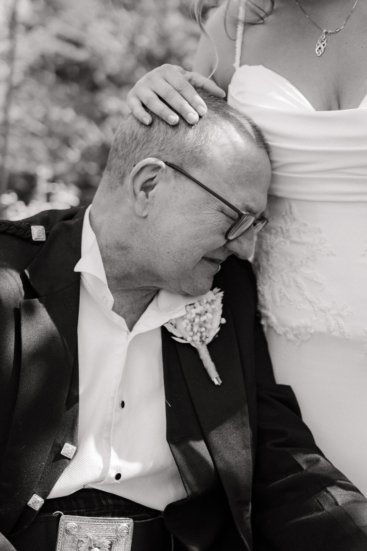 jess-phil-wedding_bowlands-tipis_elee-smith-photo-25