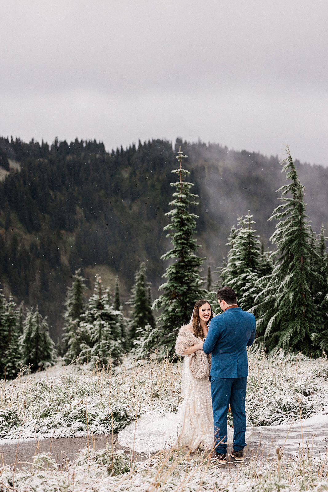 Rainy-Mount-Rainier-National-Park-Intimate-Wedding-83
