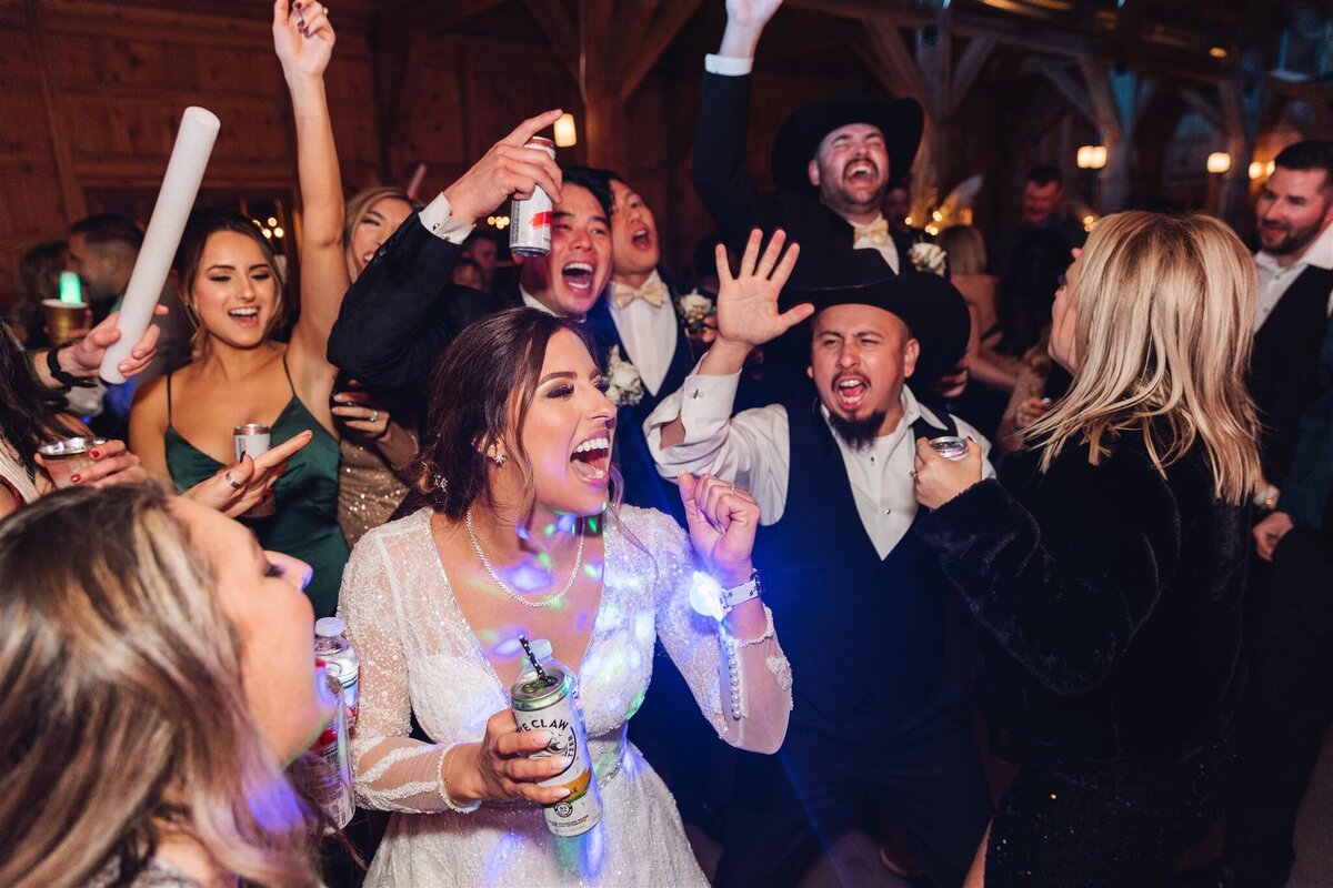 kyli-matt-the-barn-wedding-sneak-peek-ashley-carlascio-photography-0056_websize