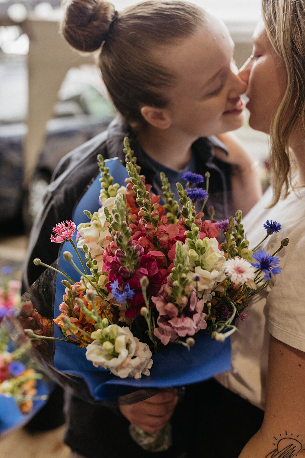 Sadie+Halle+Farmers-Market-Engagement-Shoot-23