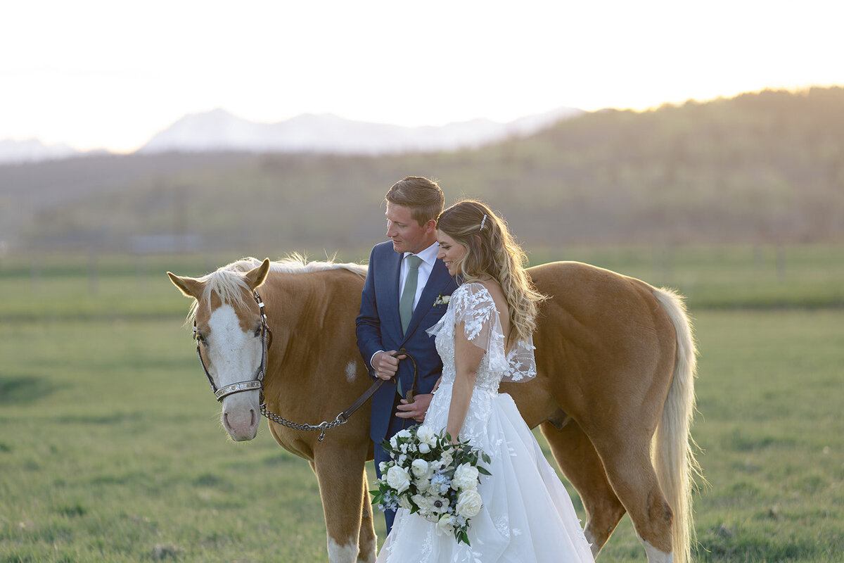 Diamond-cross-ranch-wedding-J-NFoxtails-photography-151