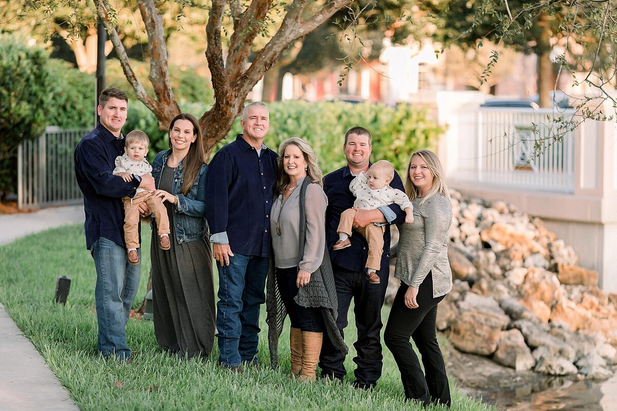 tradition-square-sheltra-extended-family-brandi-watford-photography_0028