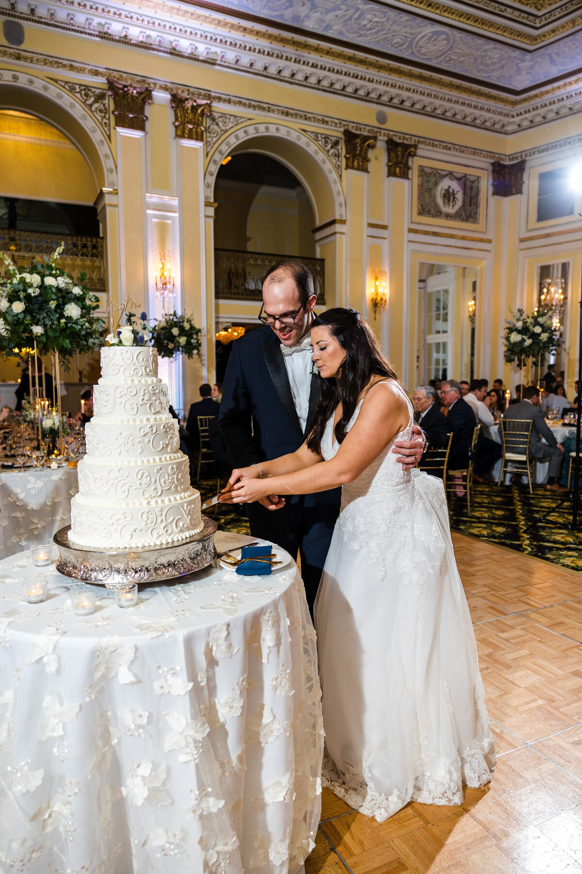 Neriphoto-Amway-grandrapids-wedding-039