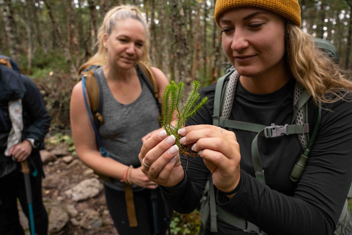 28_Meredith Ewenson Women's Group Hiking Trip_White Mountains New Hampshire_Appalachian Mountain Club_Hut to Hut_October 2025
