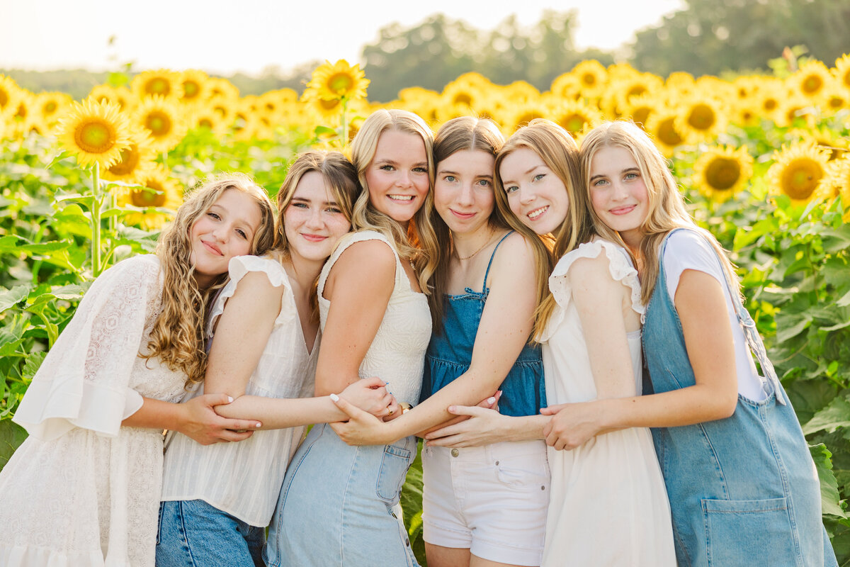 Senior-Rep-Team-Sunflowers-Richmond-Kelsey-Marie-Photography-2024-4396