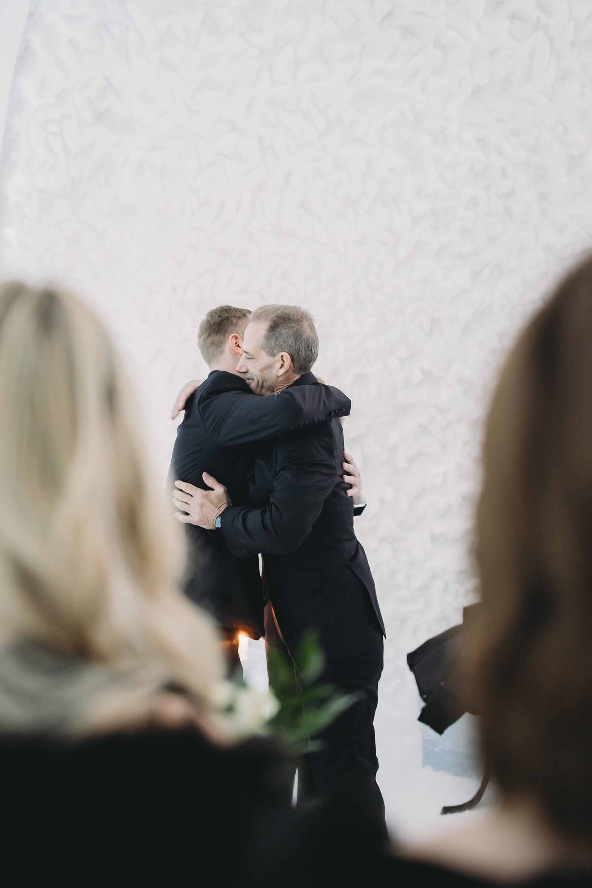 icehotel-weddings-winter-weddings-vinterbröllop-fotograf-kiruna-photographer-wedding-photographer120118