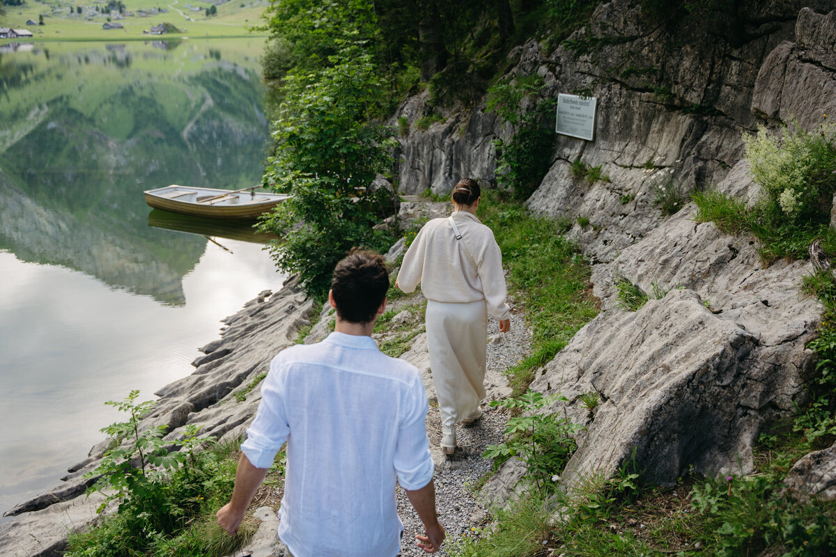 Elopement in rowboat at Seealpsee