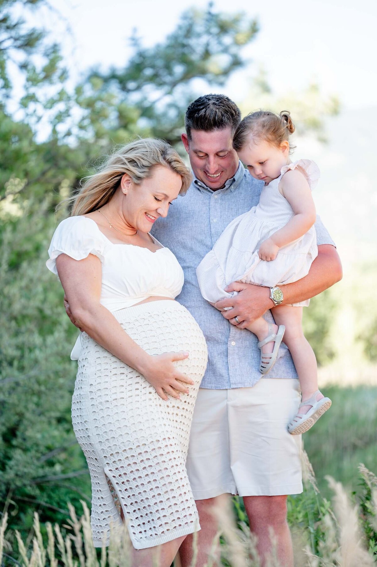 Colorado-Springs-CO-Family-Session-Red-Rock-Canyon-Open-Space-Magnolia-And-Grace-Photography-Co-LindseyZ# (1)-3