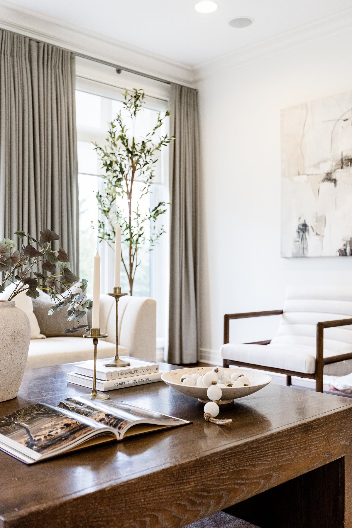 2493 Gatenby St , London - RealTour Media - 0005
