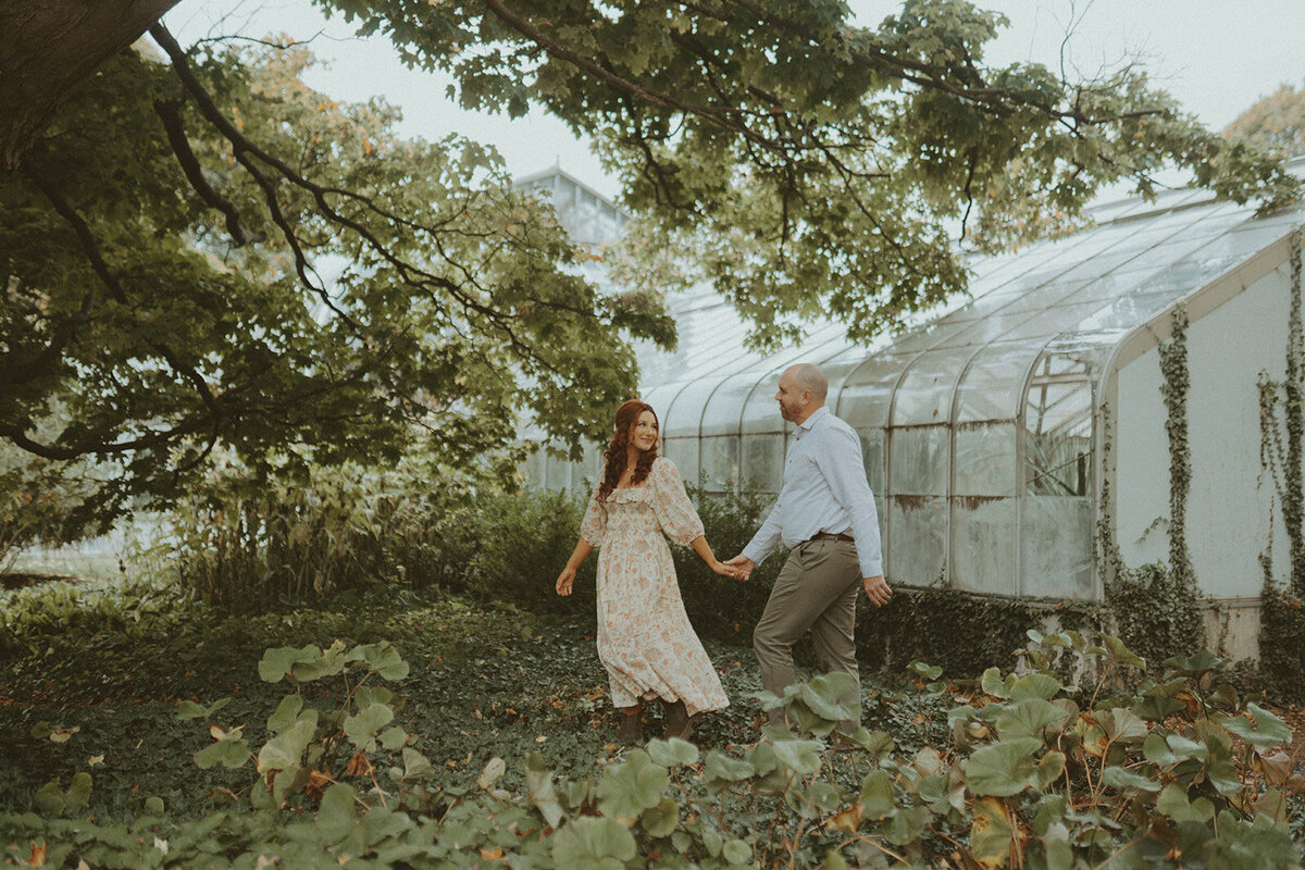 LORALEAH MARIE PHOTOGRAPHY | ENGAGEMENT SESSION | Buffalo NY | wedding photographer | Top NY wedding photographers | sunken gardens | NC wedding photographer | Charlotte North Carolina wedding photographer-8