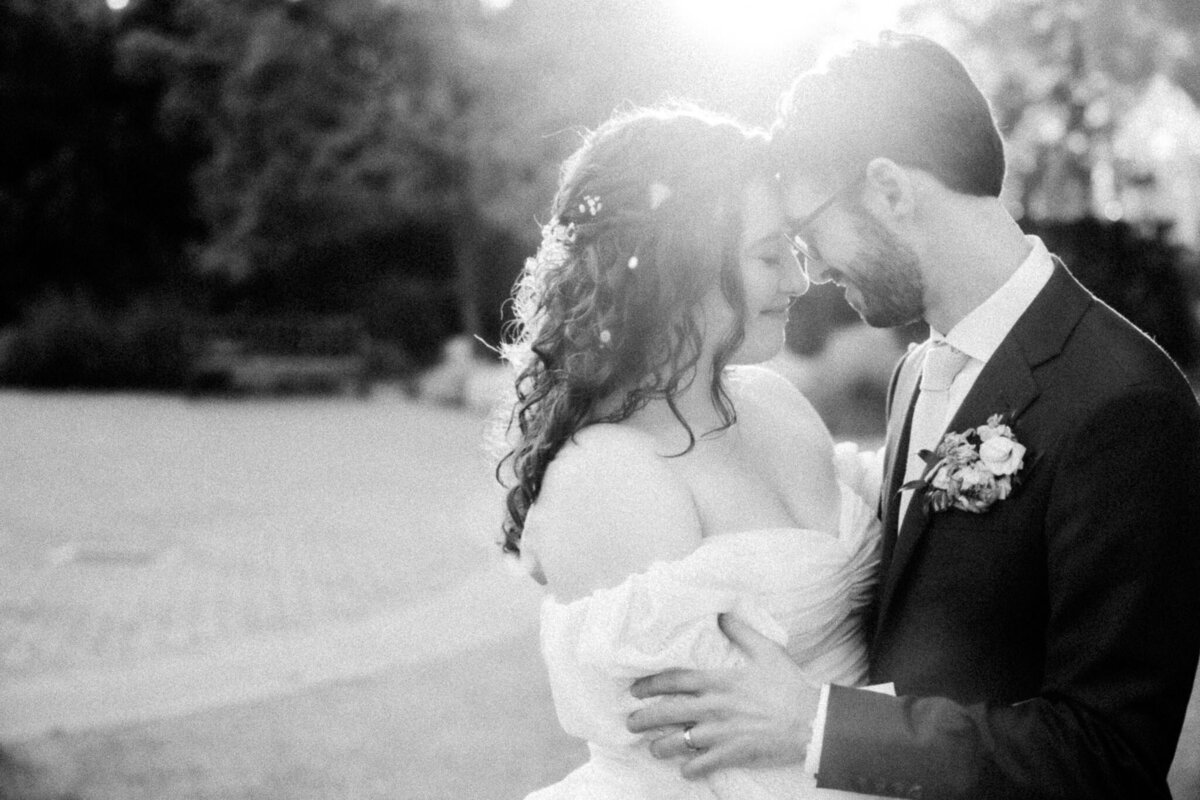 Archer Inspired Photography - Rachel and Alex Wedding - Rancho Los Cerritos Historic Site - Long Beach - Couple Photos-432