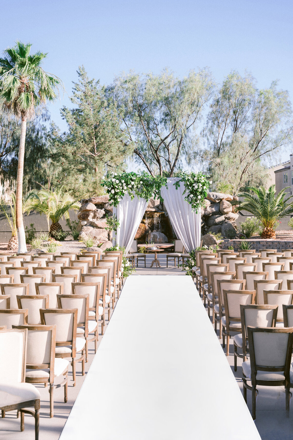 Soft and Romantic Wedding at Lotus House in Las Vegas - 28