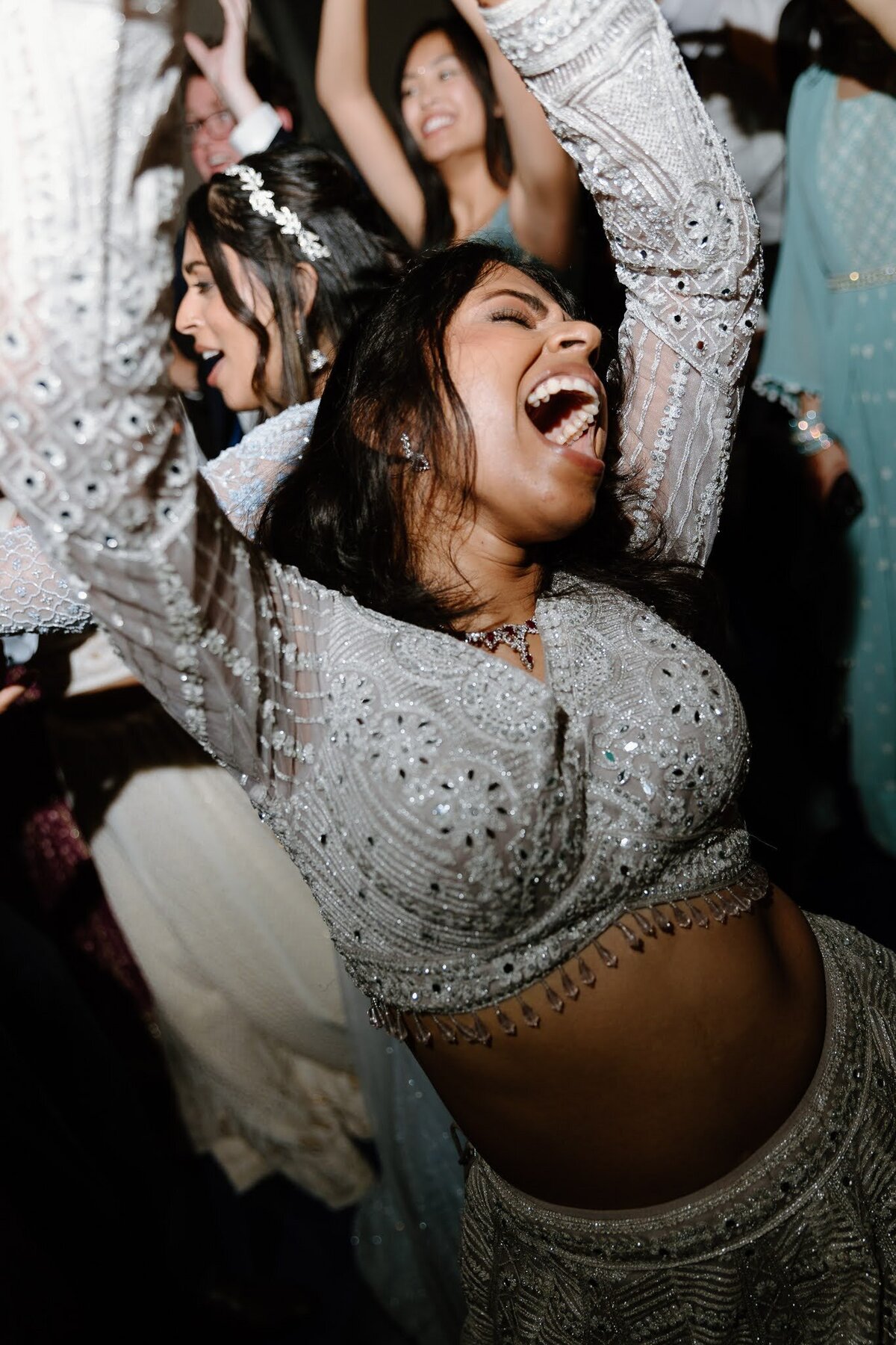 Nichole-Babiez-Photography-wedding-photographer-indian-wedding-photographer-mendhi-sangeet-baraat-luxury-chicago-illinois-marriott-schaumburg-115