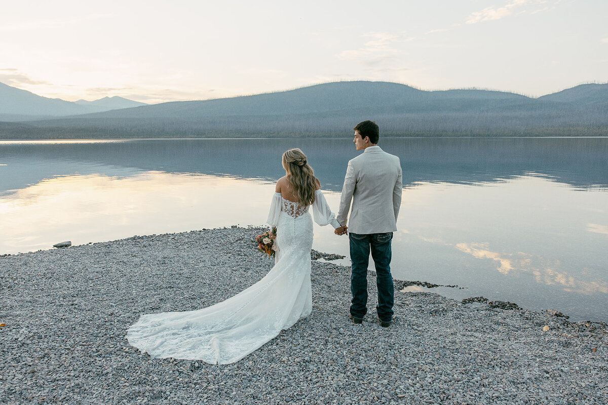 presley-gray-photo-glacier-national-park-elopement-0516