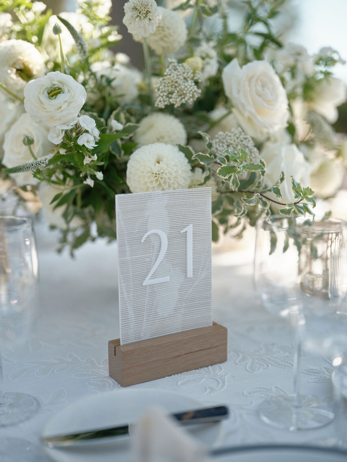 23