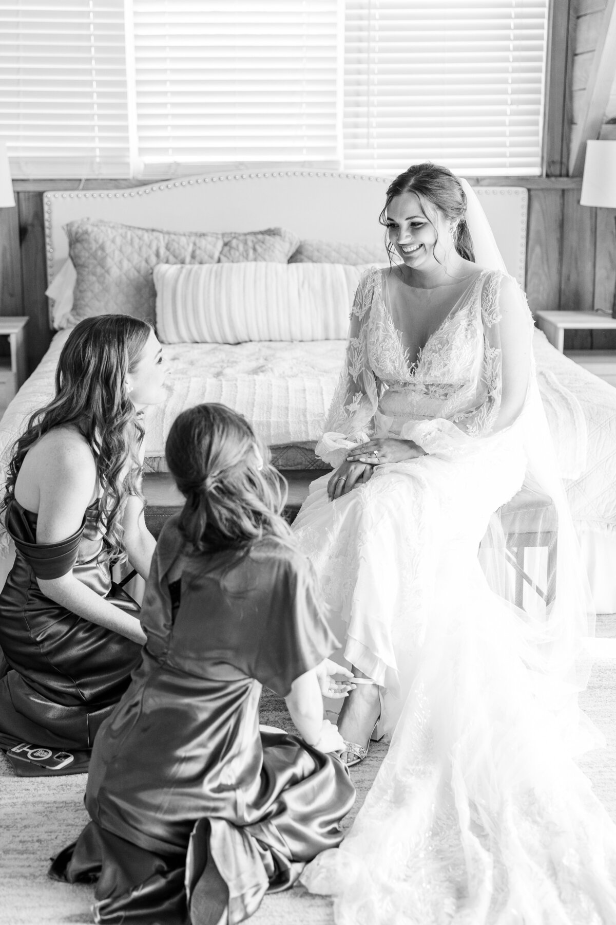 bride-getting-ready-at-lewallen-farms-4