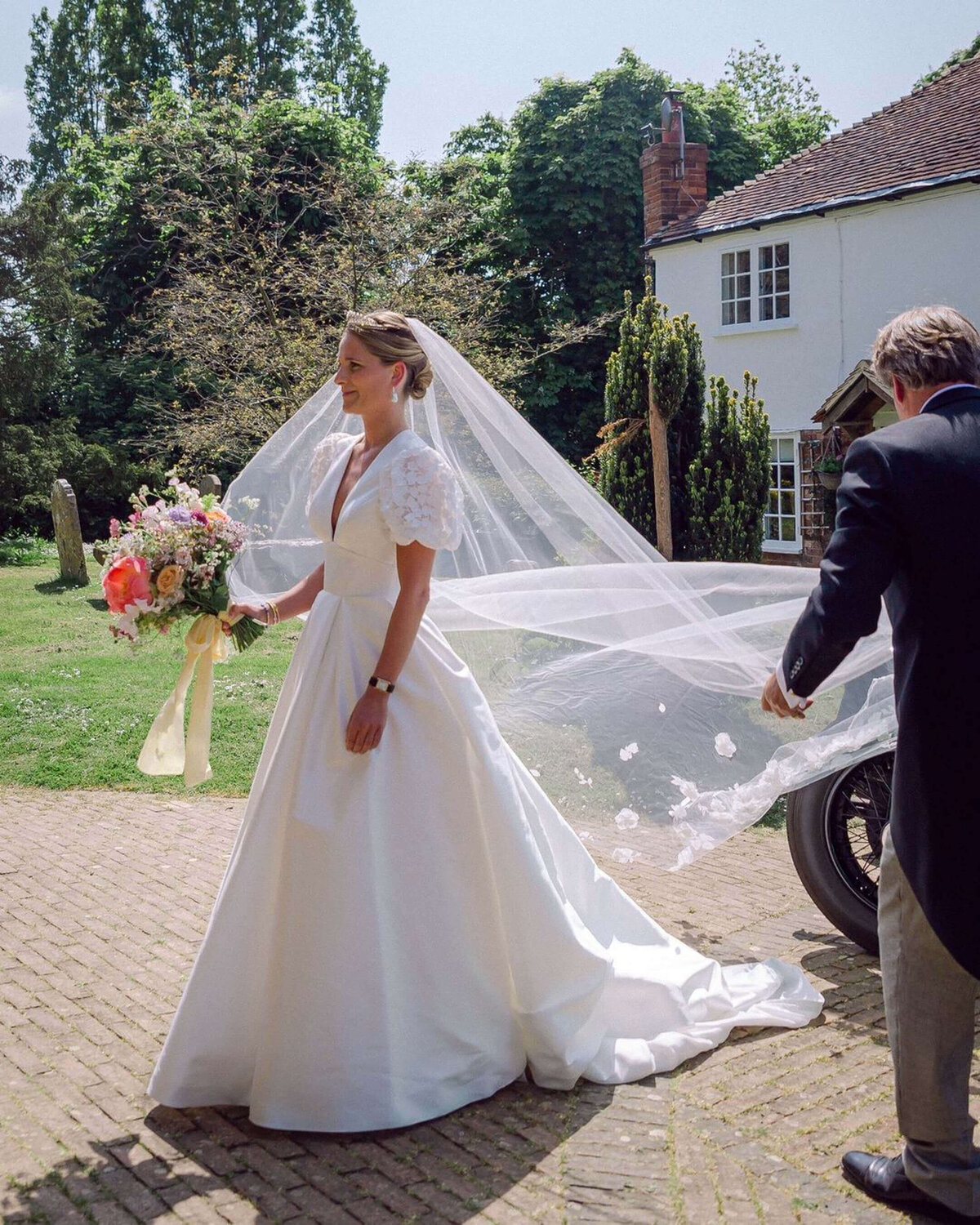 Wedding Floral Designer East Sussex_Eliza and George_3