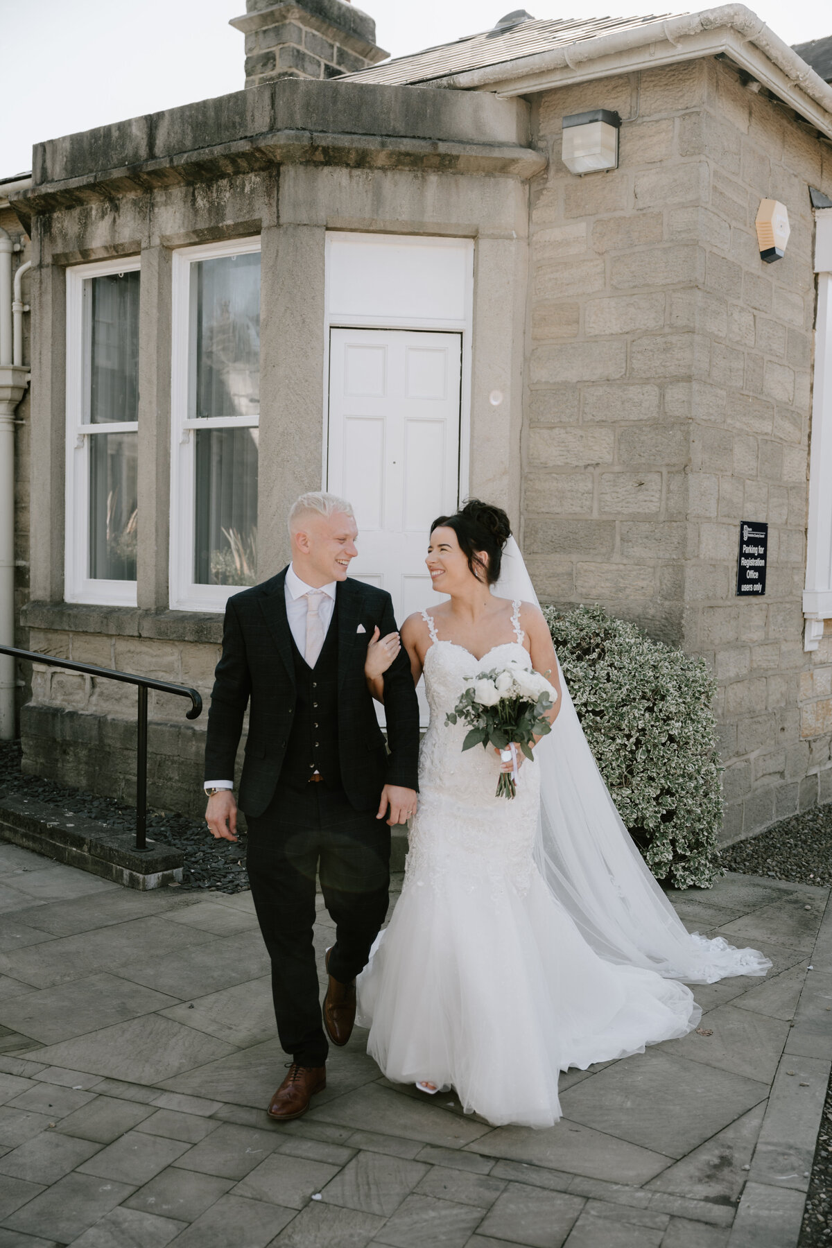 Mr & Mrs Ball-7322