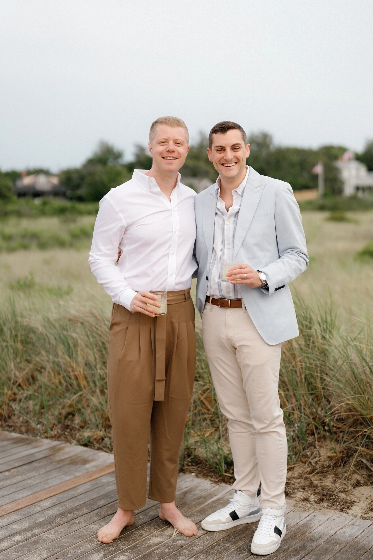 Wauwinet_Nantucket_Wedding_LevKuperman_015