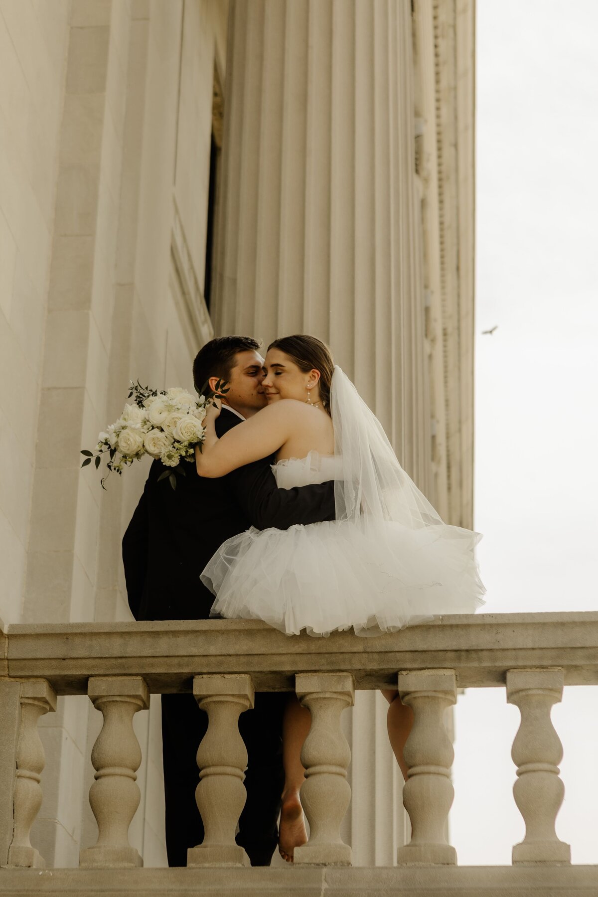 classy-urban-elopement-27