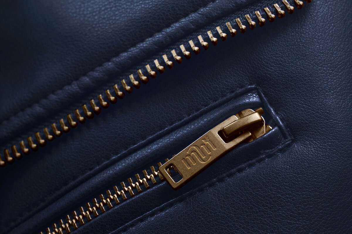 MM Zipper mock up 2