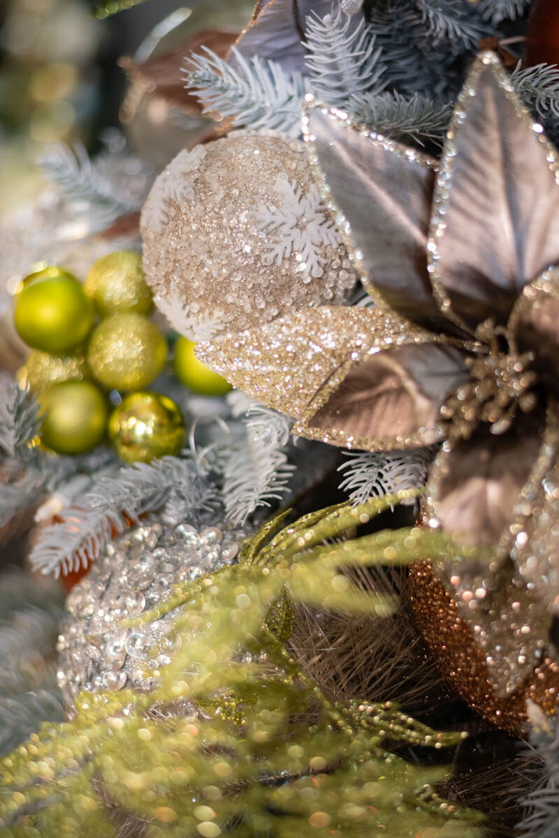 GoldHolidayDecor-TheBelleNoel3