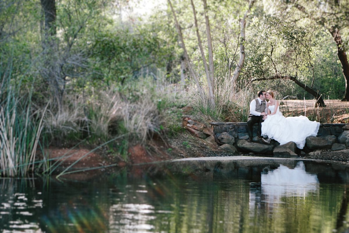 River Highlands Ranch, Ca wedding photos of bride and groom