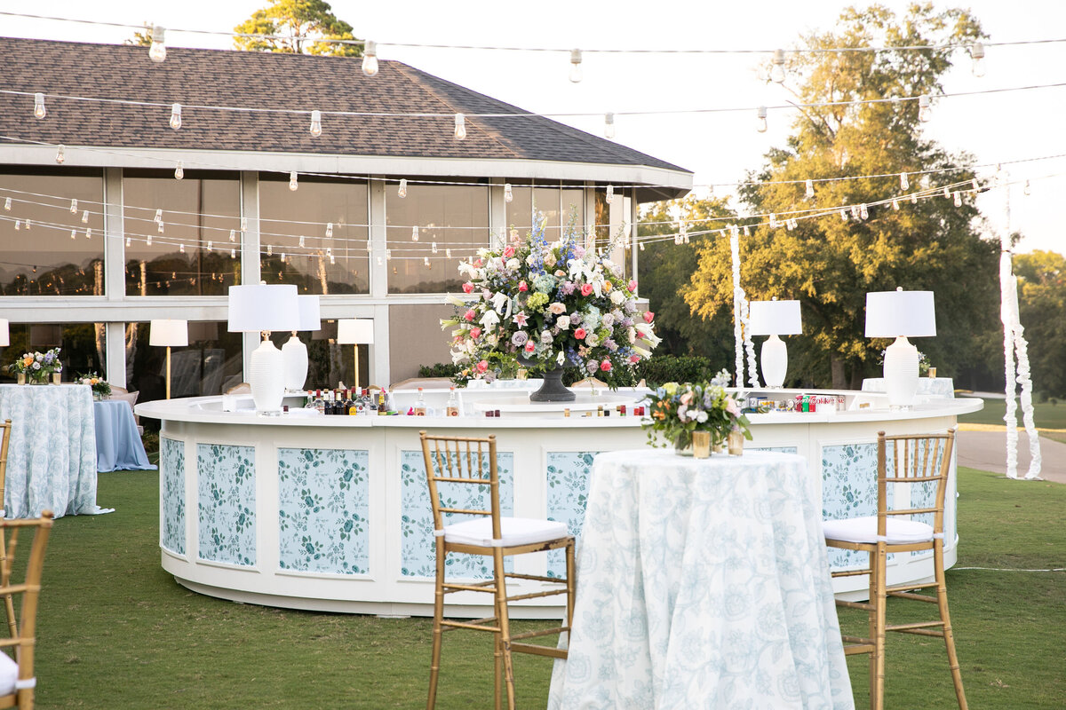 Hannah Lamb Events full service wedding planning and design company Louisiana based destination wedding and event planner2