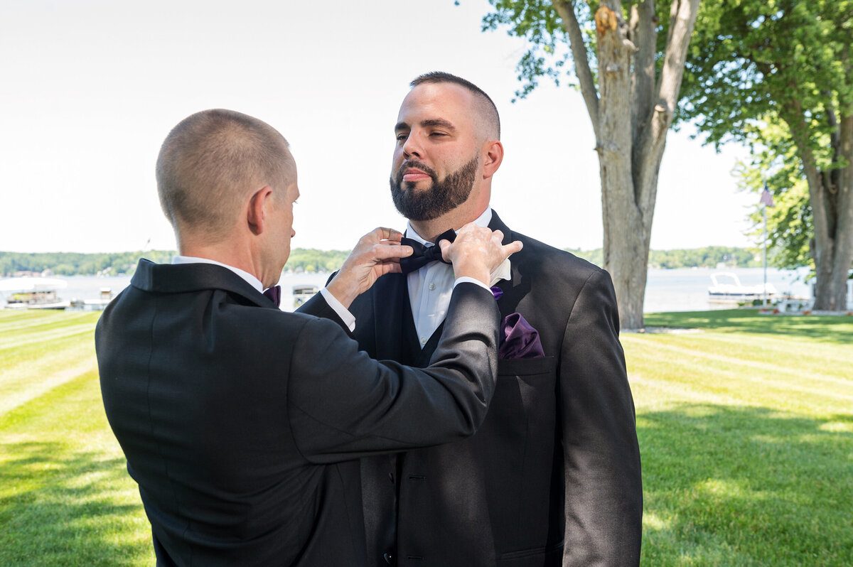 Detroit-Wedding-Photographer-The-Landing-172