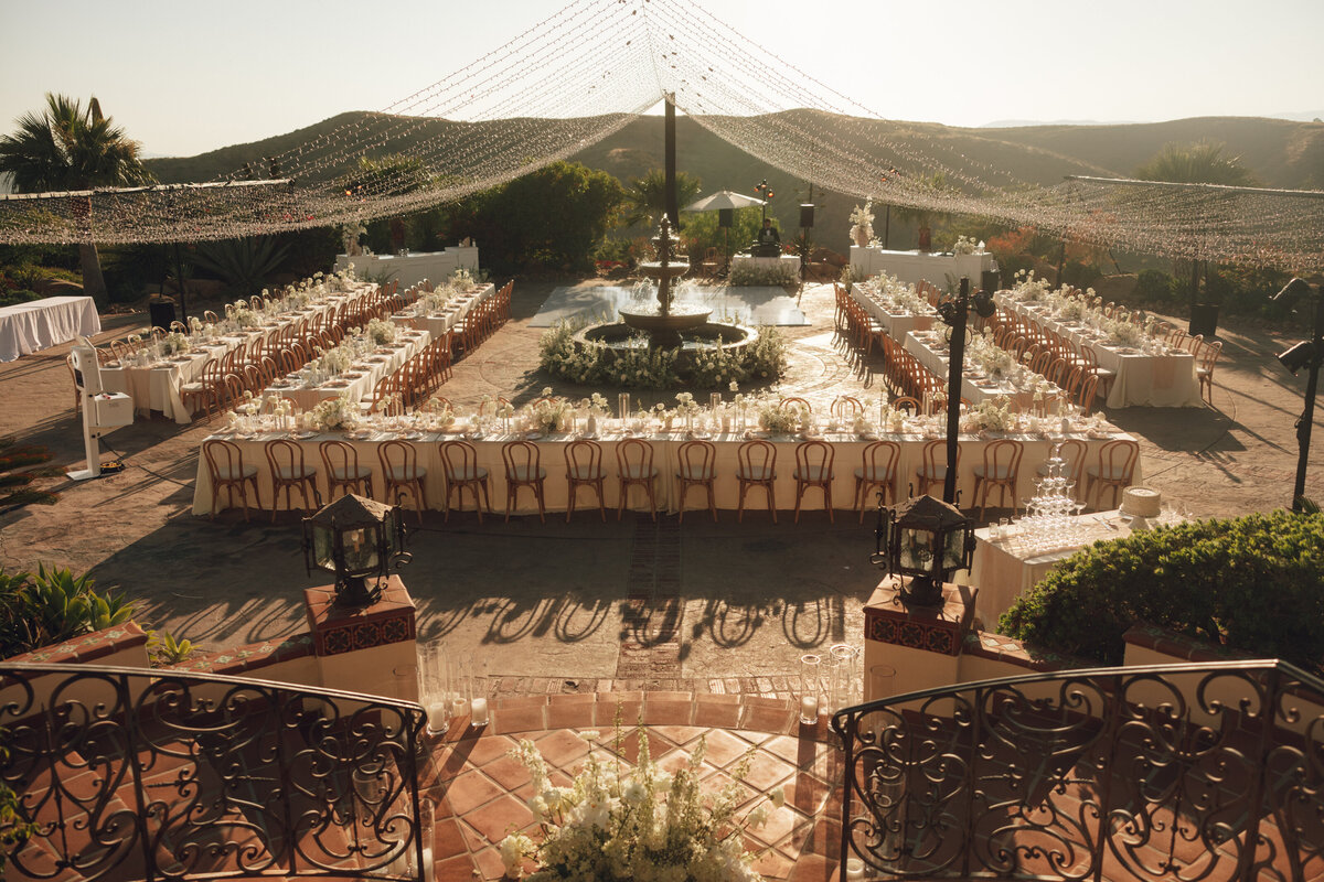 hummingbird-nest-ranch-california-elegant-luxury-wedding-87