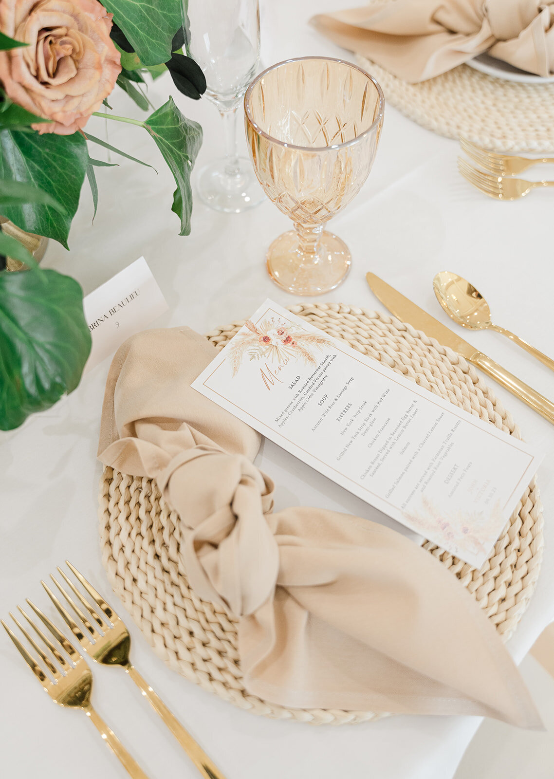 neutral-wedding-placesetting-springfield-country-club-ma