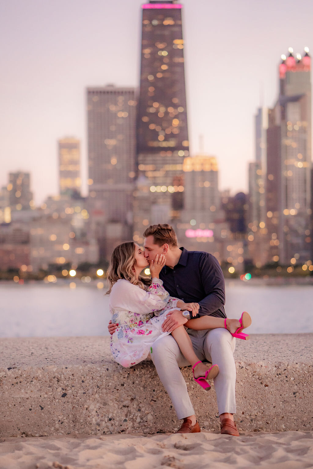 north-avenue-beach-sunset-engagement-chicago (10)
