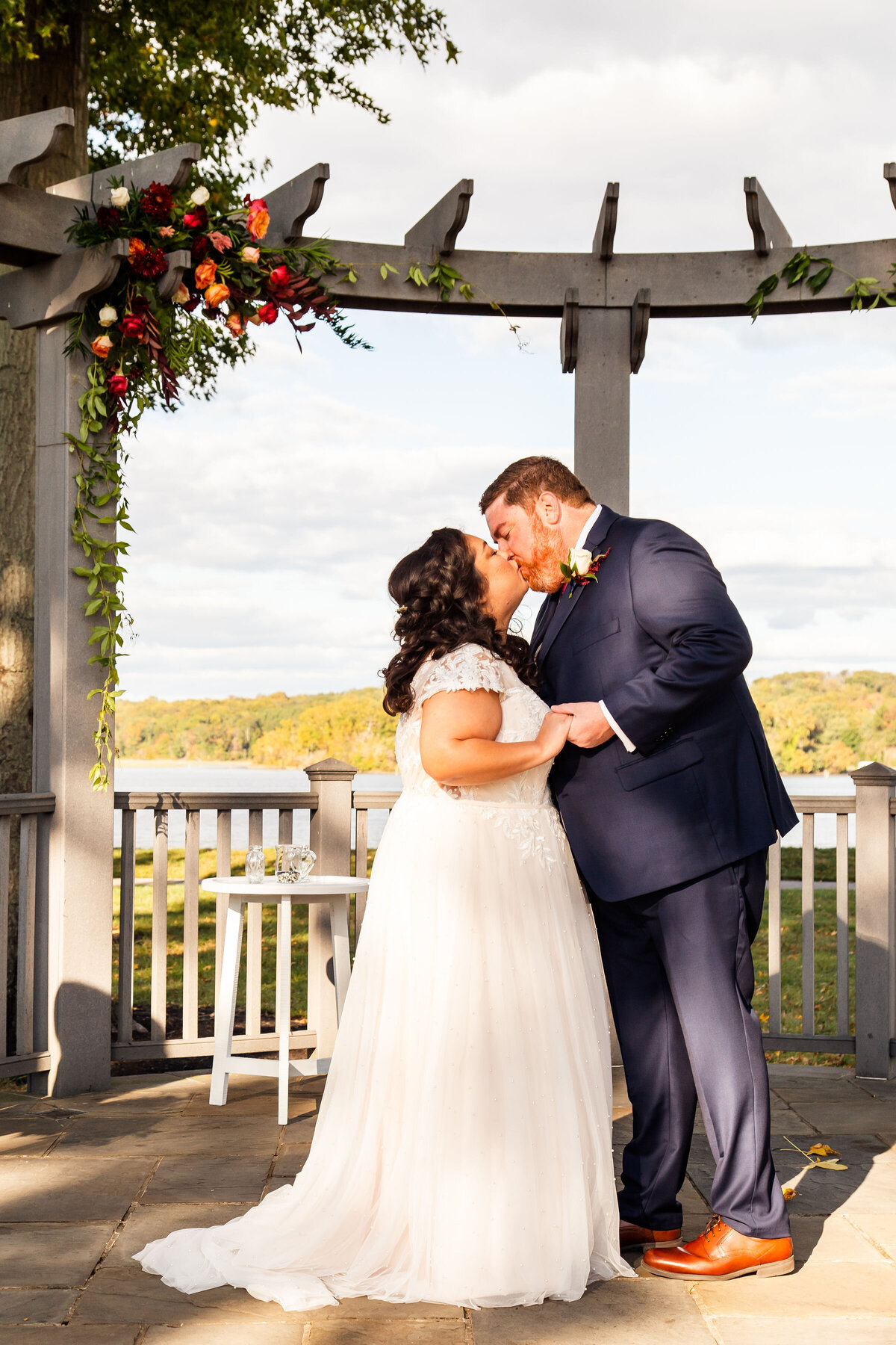natural and fun wedding photographer in fairfax county