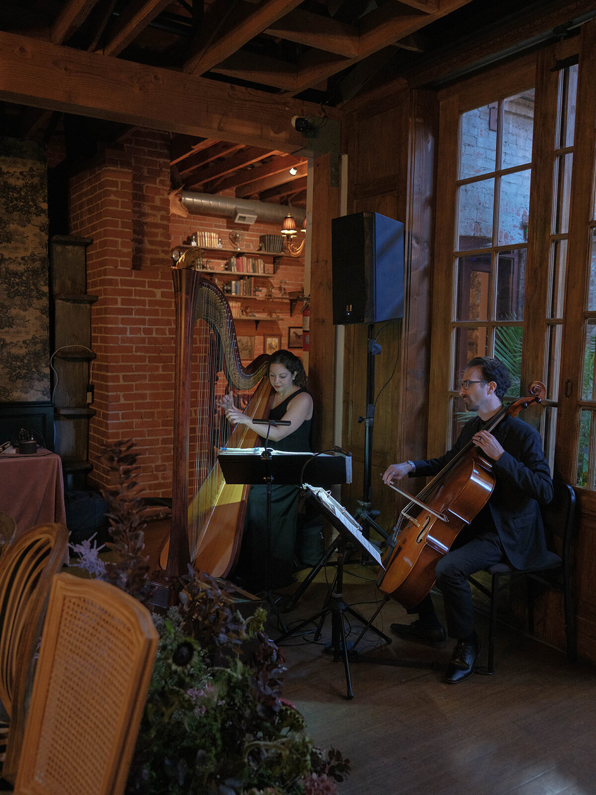 Faye-Fern-Creative-Dennis-Roy-Coronel-Carondelet-House-Ceremony-02