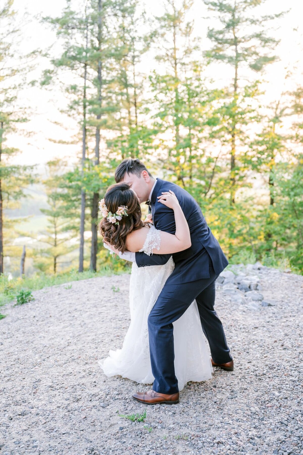 Whimiscal_Wedding_Le_Belvedere_Photography-by-Emma_12