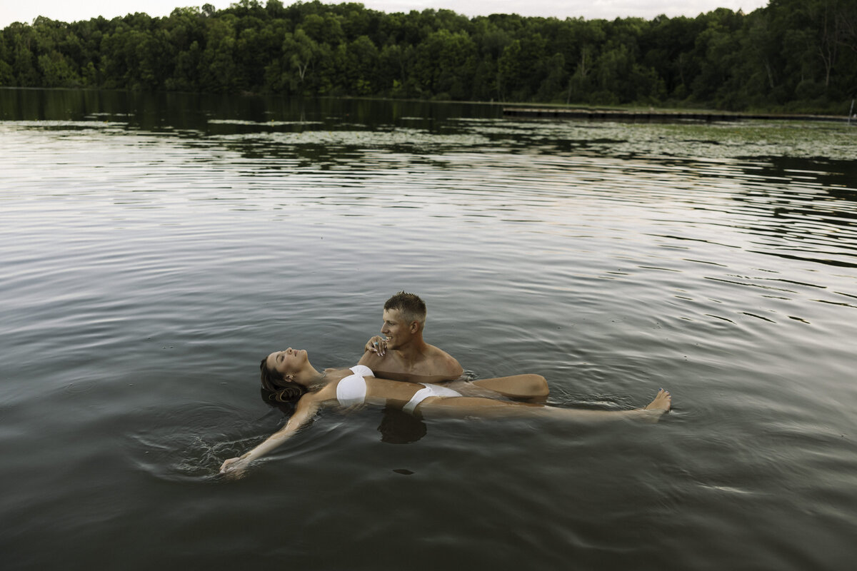 Wisconsin Couples Photographer Lake Session Destination Couples photographer_-141