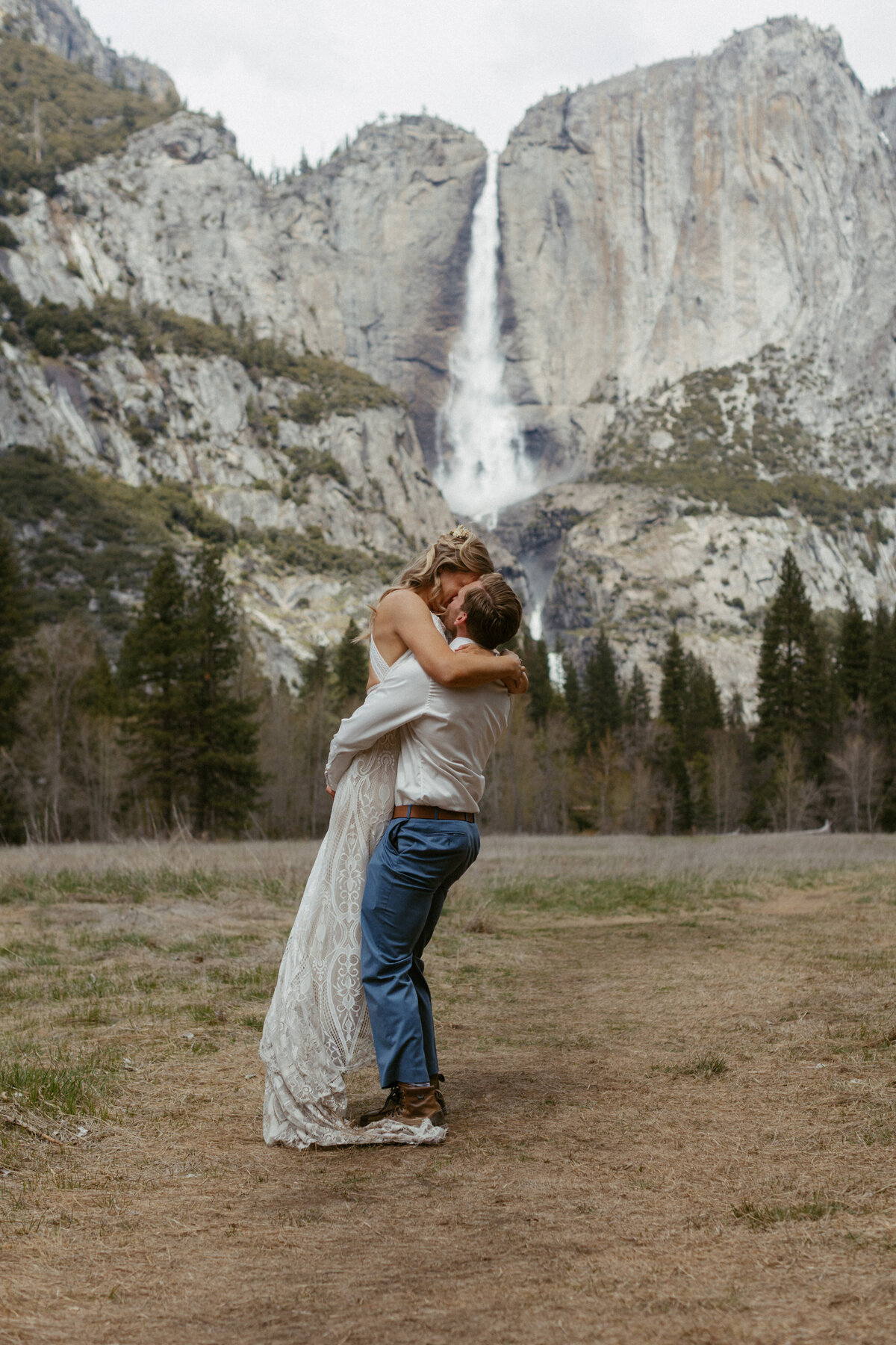 Yosemite Vally Elopement Photographer in Cooks Meadow 
