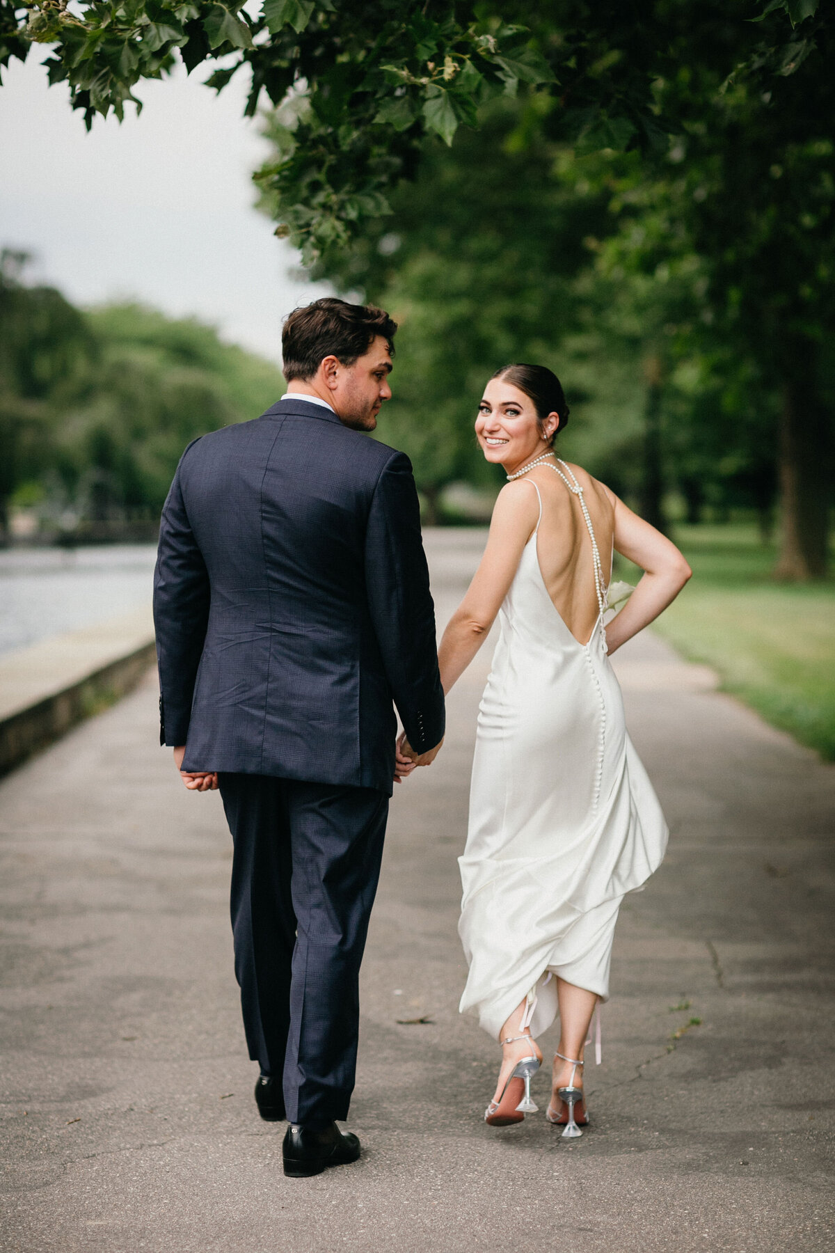 jaclyn-fisher-events-planning-chic-modern-greenhouse-wedding-in-philadelphia-76