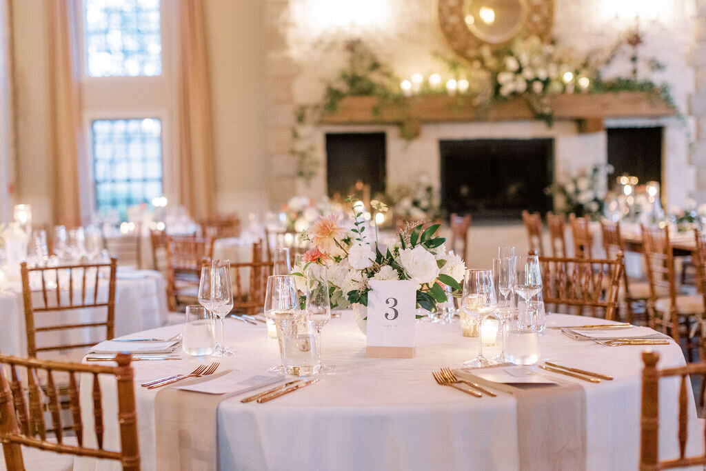 Leslie&Ricardo_EarlyMountainVineyardWedding_SneakPeek-108