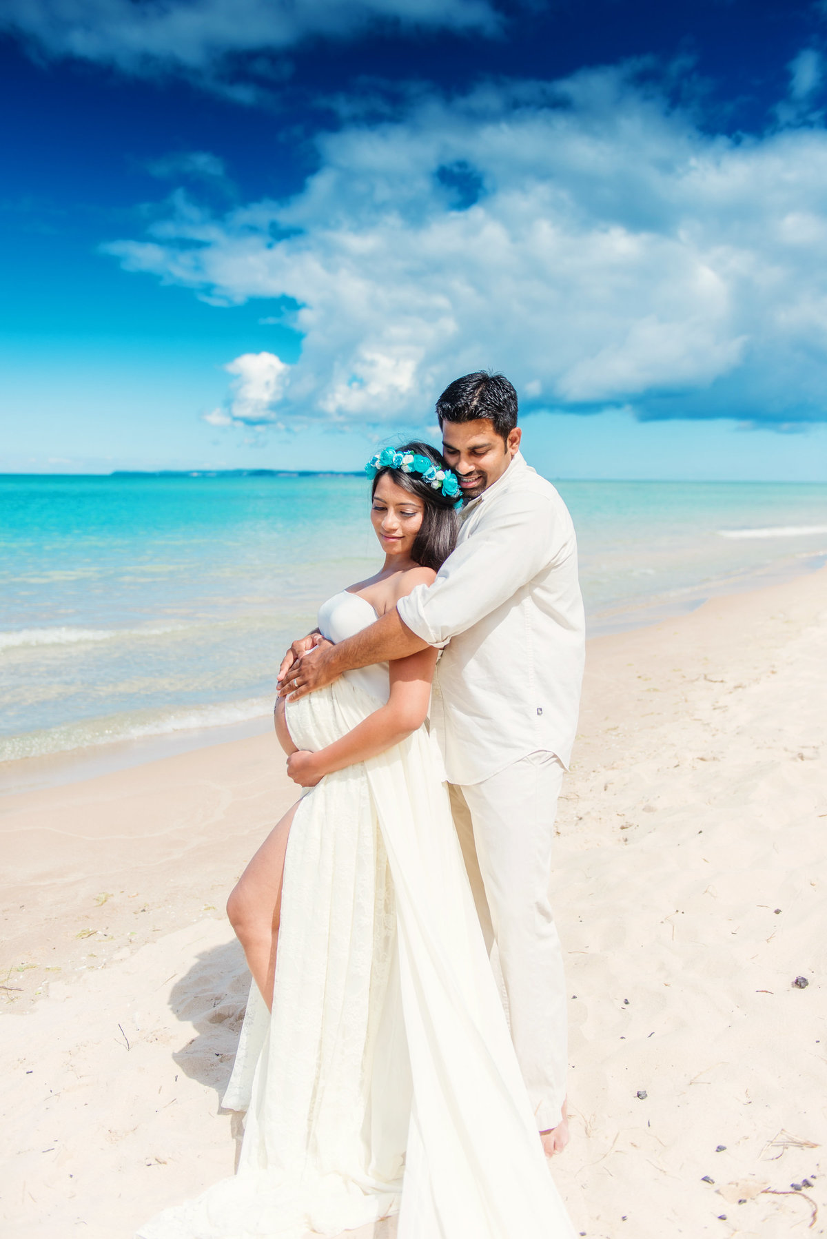 glen arbor michigan beach maternity pictures