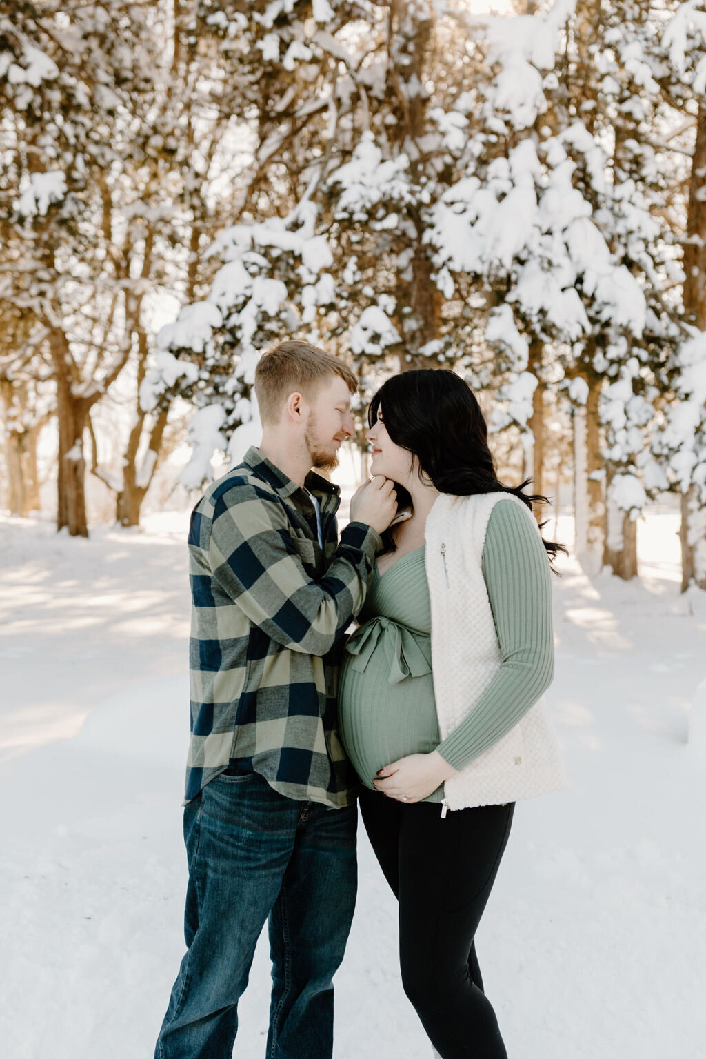 christina_ney_photography_wedding_engagement_lifestyle_photographer_dubuque_iowa_wedding_planning_assistance_adventurous_bold_laidback Family Photography89