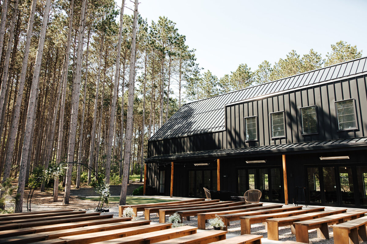 Pinewood Events - Minnesota Modern Nature Inspired Venue - spring - 4