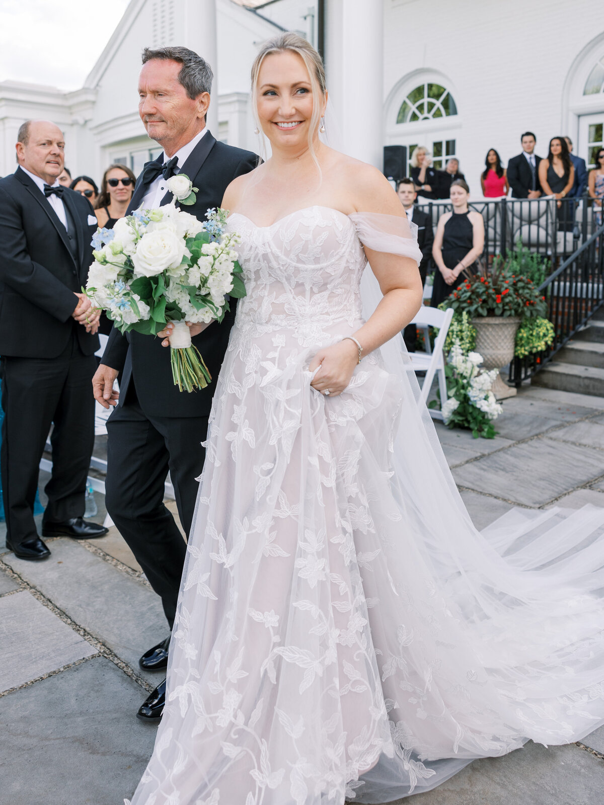 Anne-Troxel-Pittsburgh-Wedding-Photography-Pittsburgh-Field-Club-LGBTQ-Floral-timeless-photos-43