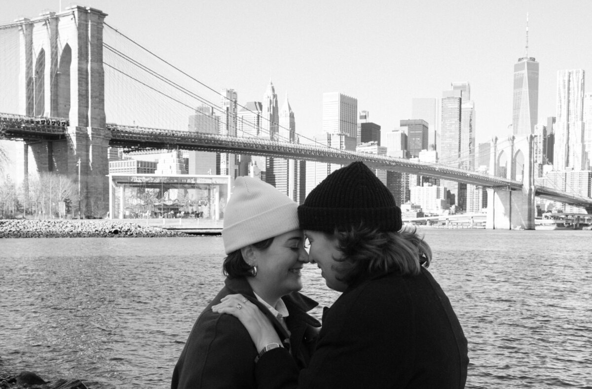 couple-new-york-dumbo-photography-31