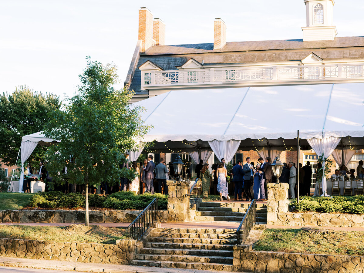 86ally-bobby-photography-fine-art-wedding-carolina-inn-film
