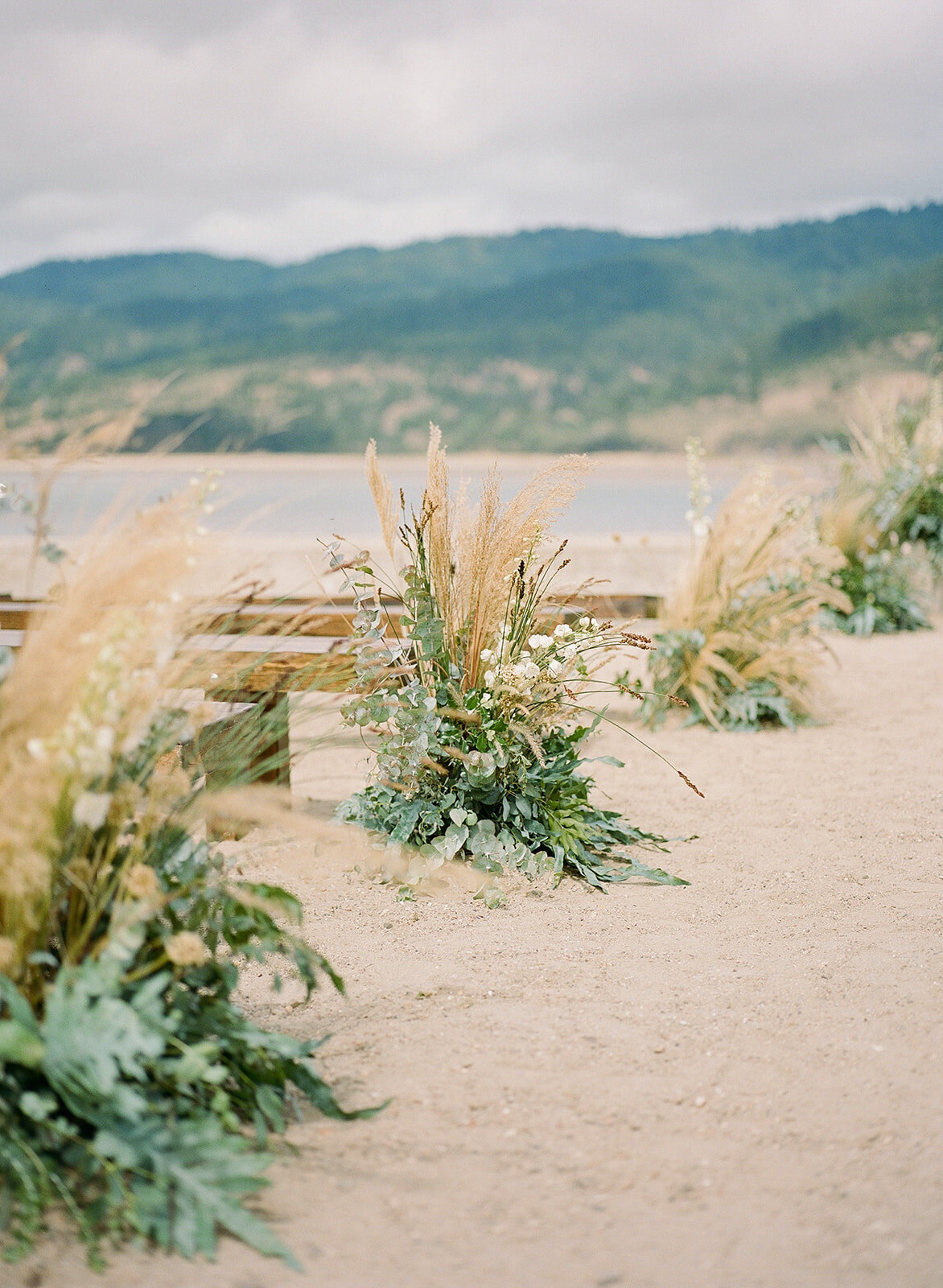 stinson-beach-backyard-wedding-planning-and-design-jacinda-weddings-and-events-12