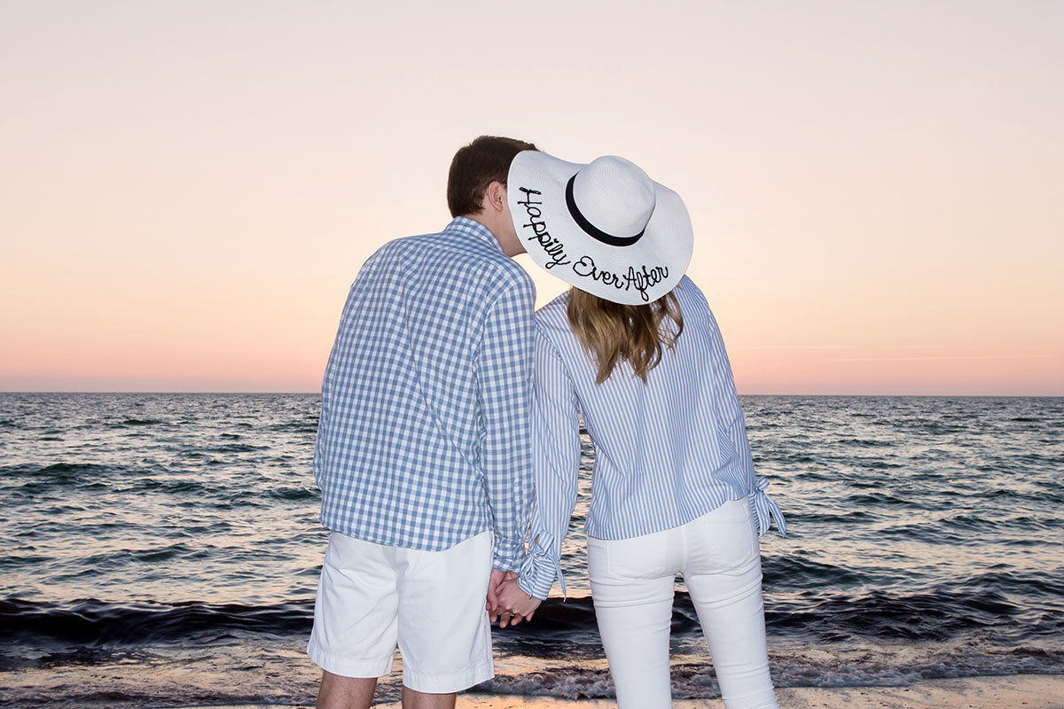 1050tonyamalayphotographybeachsunsetengagementportrait